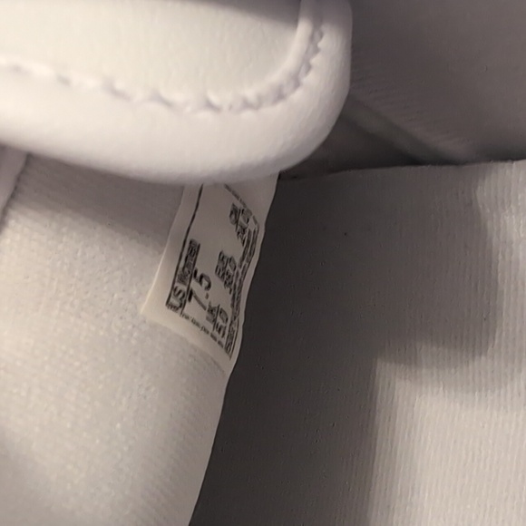 Vans White Sneakers with Pink Logo - Picture 5 of 5